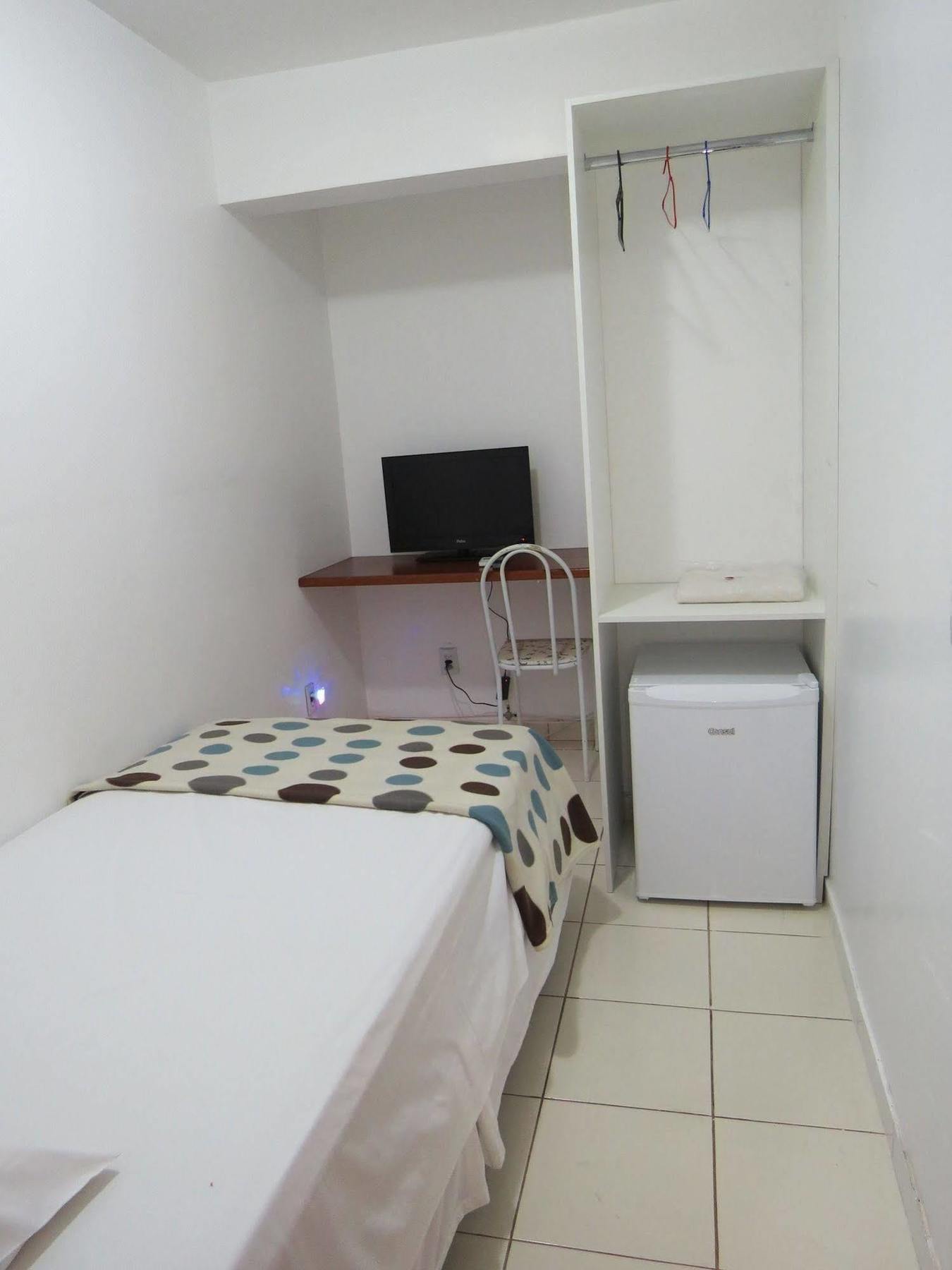 Hotel Ht Mobiliadas 2*